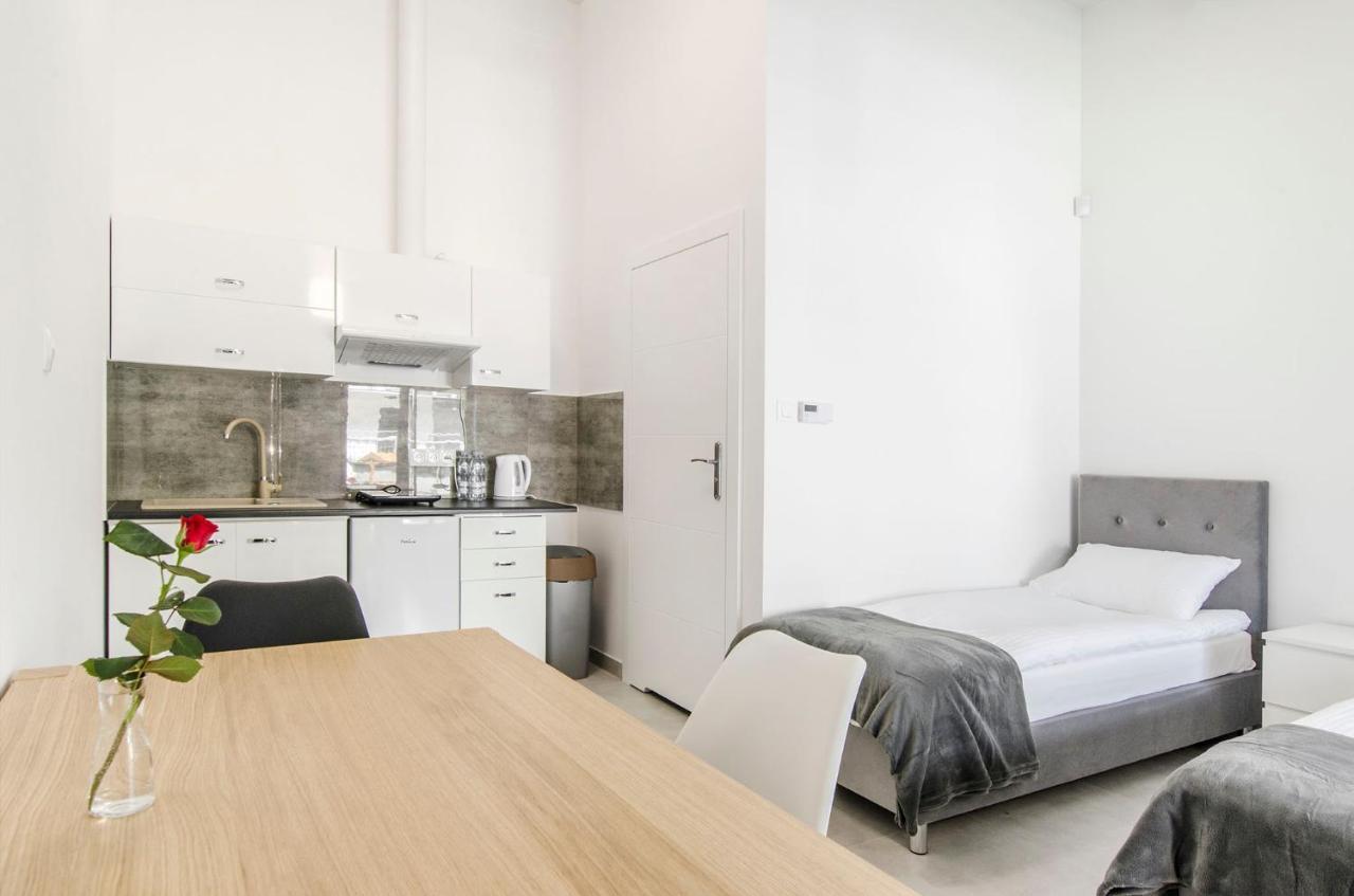 Bema Rooms Лодз Екстериор снимка
